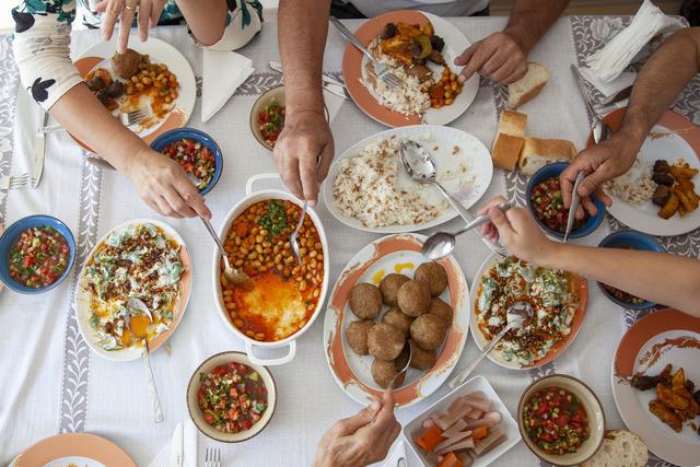 yemek masası table4