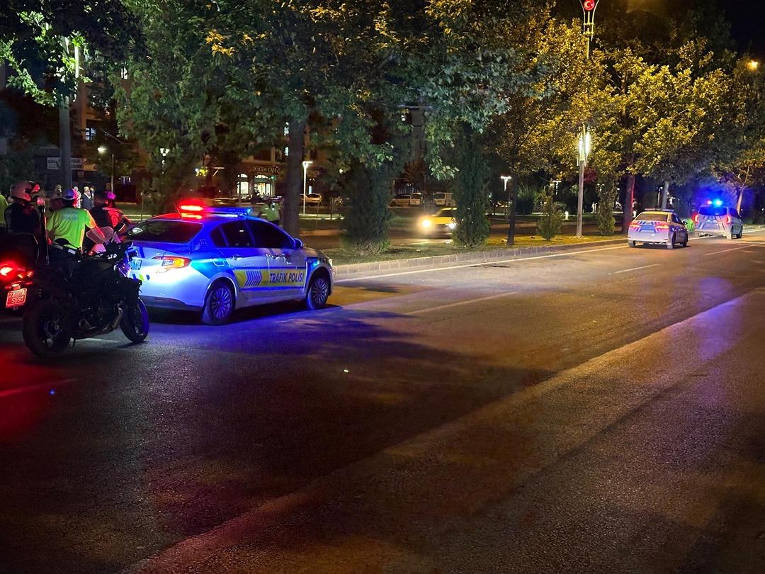 Felaket kazasında Elazih: 22 yaşındaki kız öldü! Aranan sürücü, düşen ve kaçan 5