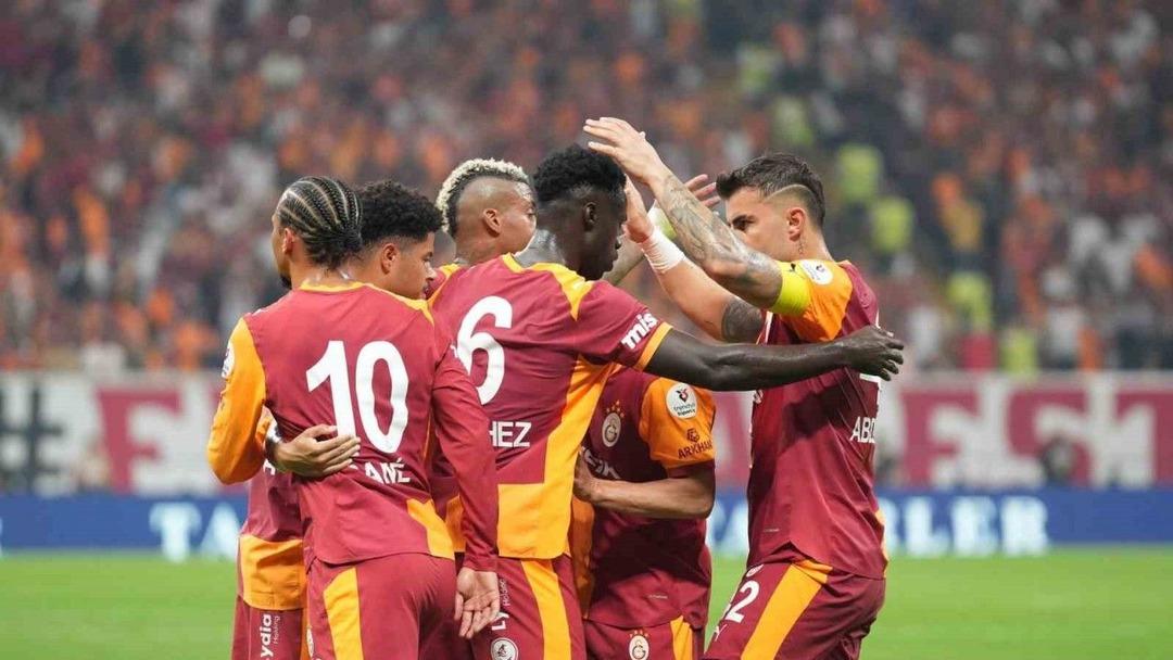 Frankfurt hayranlarından Galatasaray için topraksız açıklama! Sosyal medya bu kelimelerle yankılandı ... 2